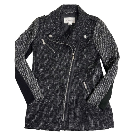 Women’s BCBG Black & White Woven Coat Size Small! - Picture 4 of 9